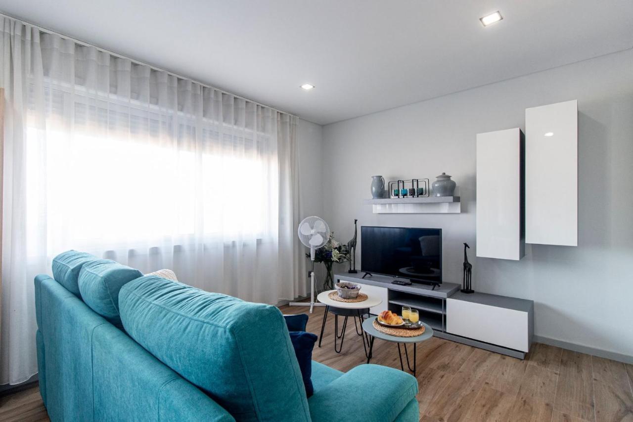 Downtown 1Br Apartment W/ Balcony By Lovelystay 波尔图 外观 照片