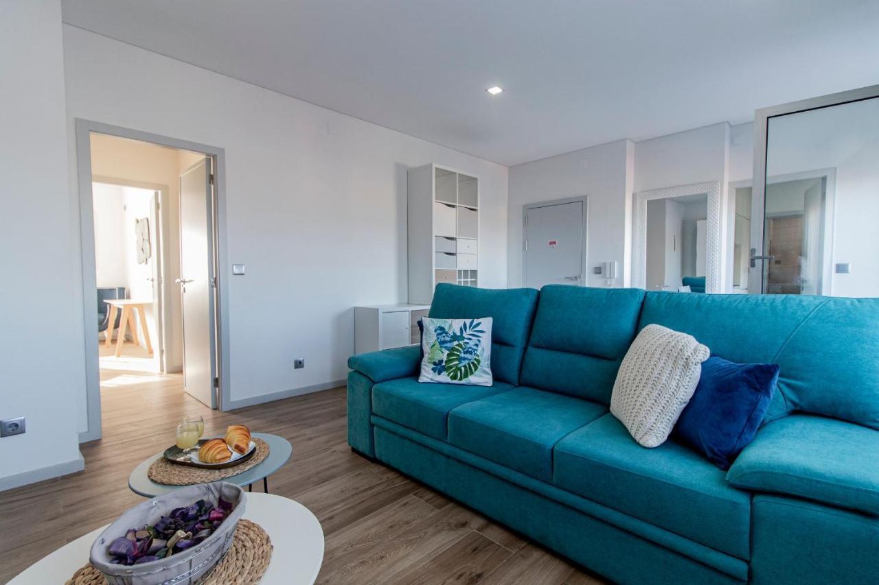Downtown 1Br Apartment W/ Balcony By Lovelystay 波尔图 外观 照片