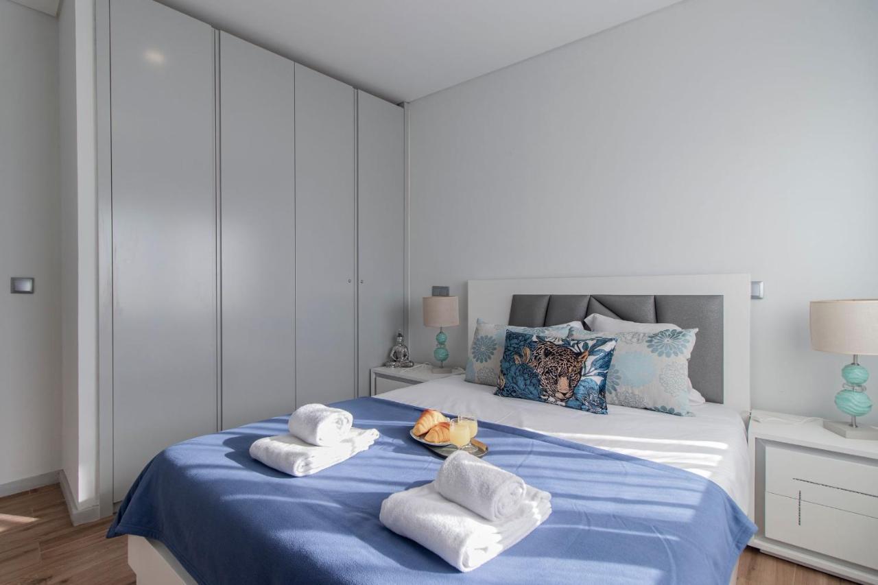 Downtown 1Br Apartment W/ Balcony By Lovelystay 波尔图 外观 照片